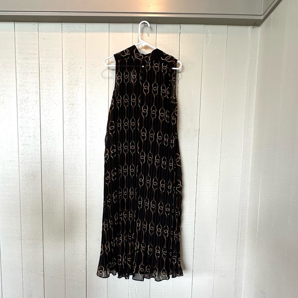 Banana Republic Black Pleated Sheath Dress w/Horsebit Design Small NWT - Picture 7 of 16